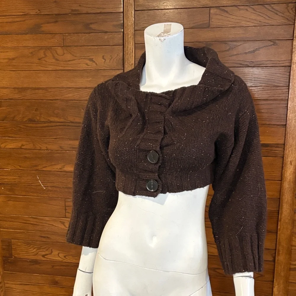 Kenar Chocolate Brown Cropped Sweater with Buttons - Picture 2 of 7